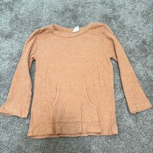 Kate Quinn Long Sleeve Pocket Tee